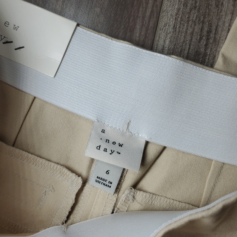 NWT a new day Kick Flare Highest Rise Chino Dress Pants Women's Size 6R Beige - Picture 6 of 16